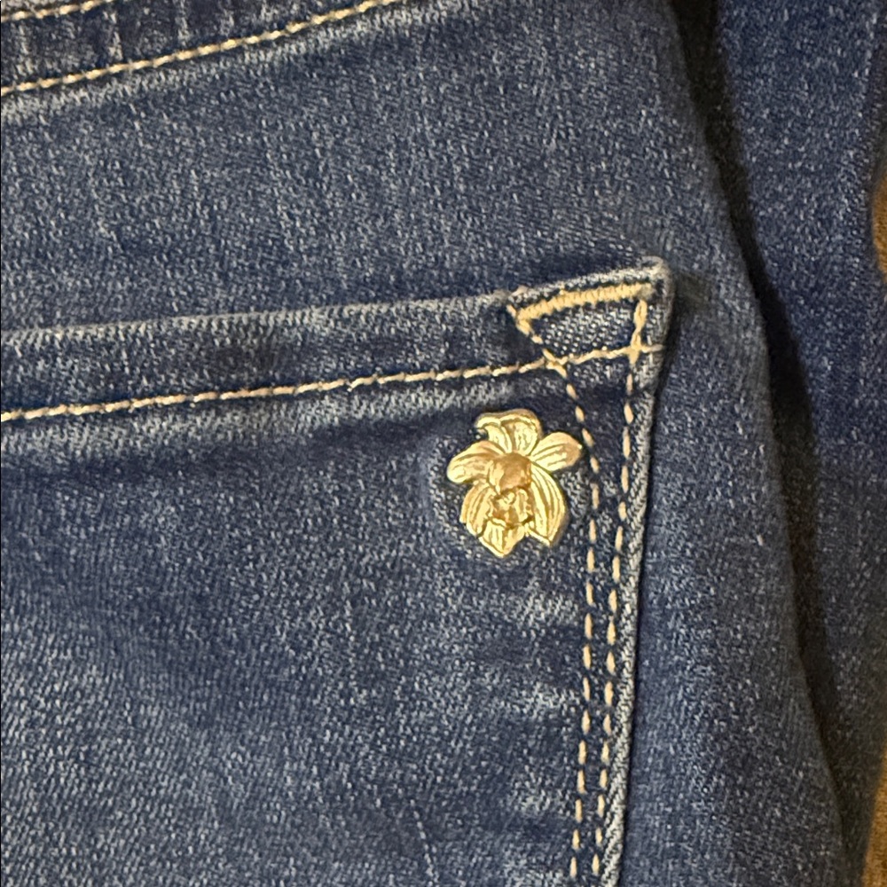 Black Orchid High Rise Blue Jeans - Picture 5 of 13